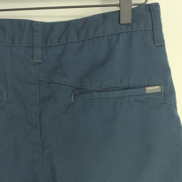 Volcom Flat Front Dark Blue Skate Surf Summer Spring Beach Shorts - Picture 3 of 5